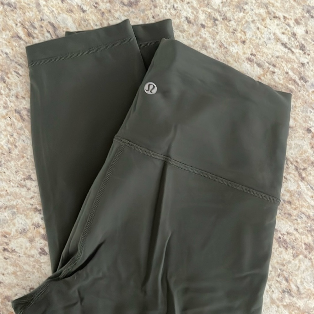 Lulu Lemon leggings
